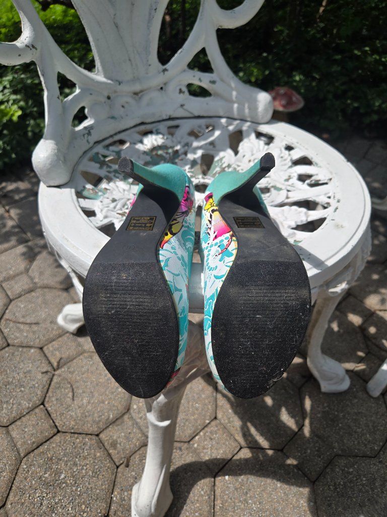 Ed Hardy Tattoo Print Canvas Pumps Heels Turquoise Blue Y2k Vintage New Size 6 — image 3 of 8